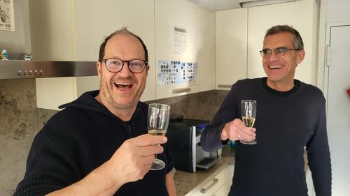 DFG decision happily received - Martin Weinelt (left), spokesperson of the TRR 227, has every reason to laugh