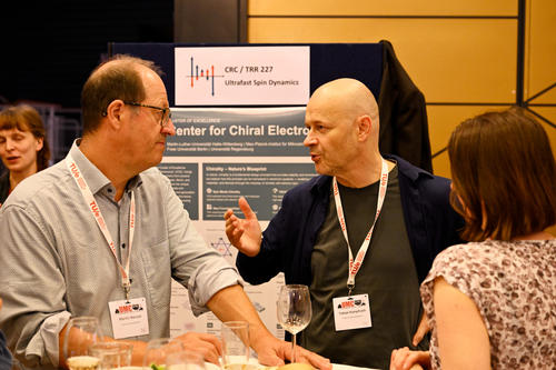 Martin Weinelt and Tobias Kampfrath at UMC 2026 Poster Session
