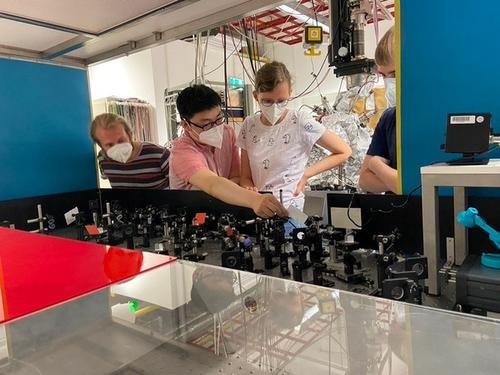 ATM - Spin-resolved photoemission spectroscopy
